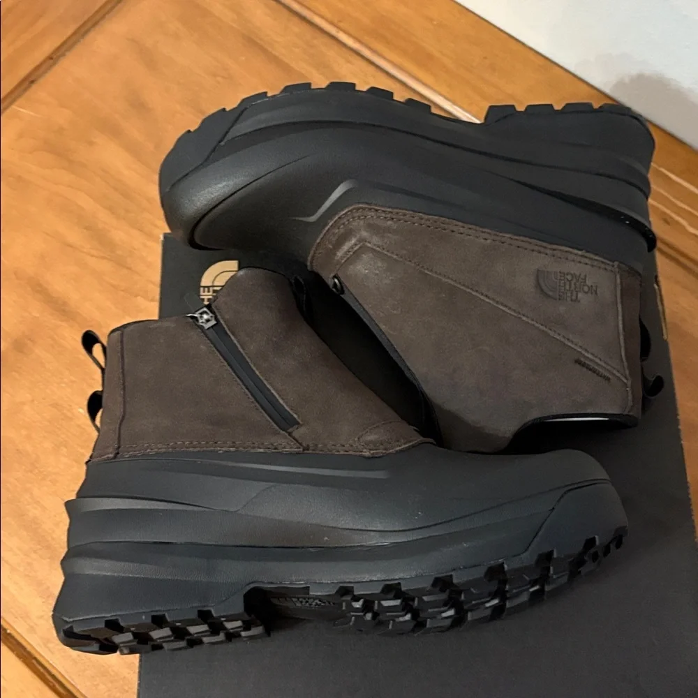 The North Face NWT Chilkat VZip Dark Brown and Black Snow Rain Boots Size 12.5